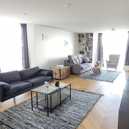Ocean View Apartment In Downtown レイキャヴィーク エクステリア 写真