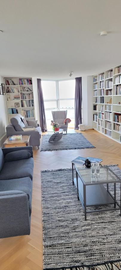 Ocean View Apartment In Downtown レイキャヴィーク エクステリア 写真
