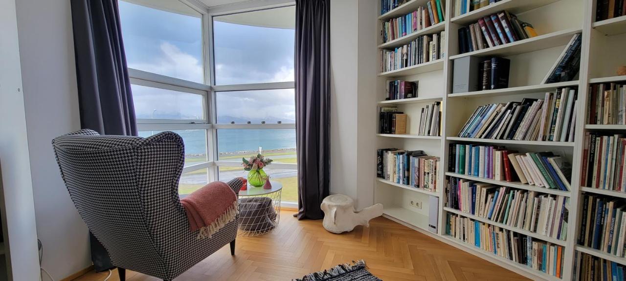 Ocean View Apartment In Downtown レイキャヴィーク エクステリア 写真