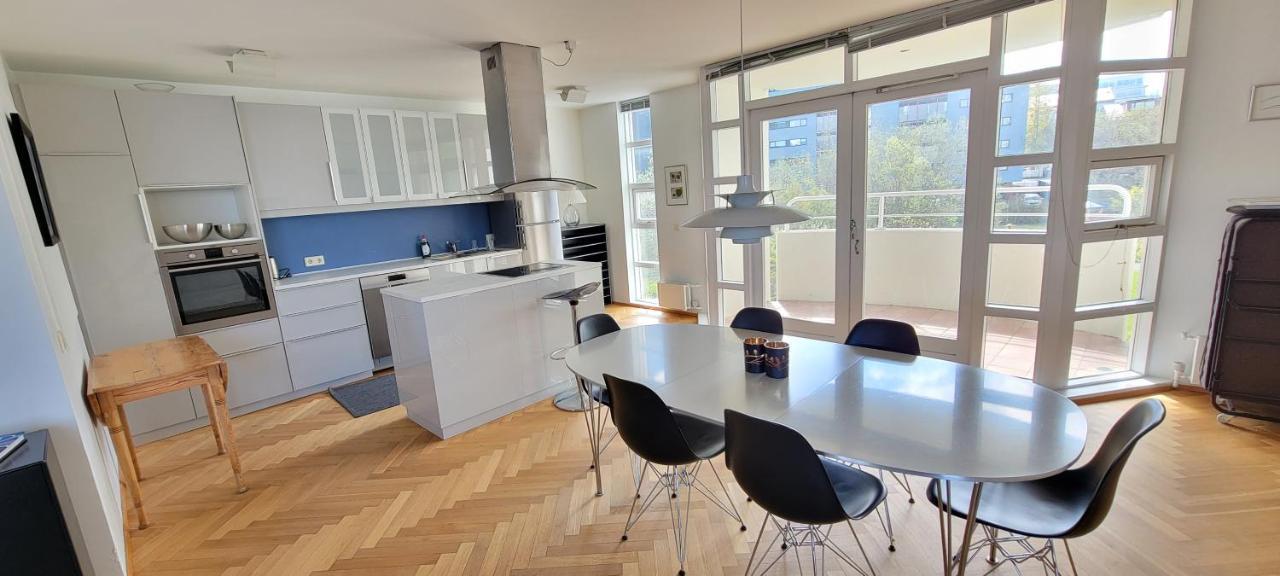 Ocean View Apartment In Downtown レイキャヴィーク エクステリア 写真